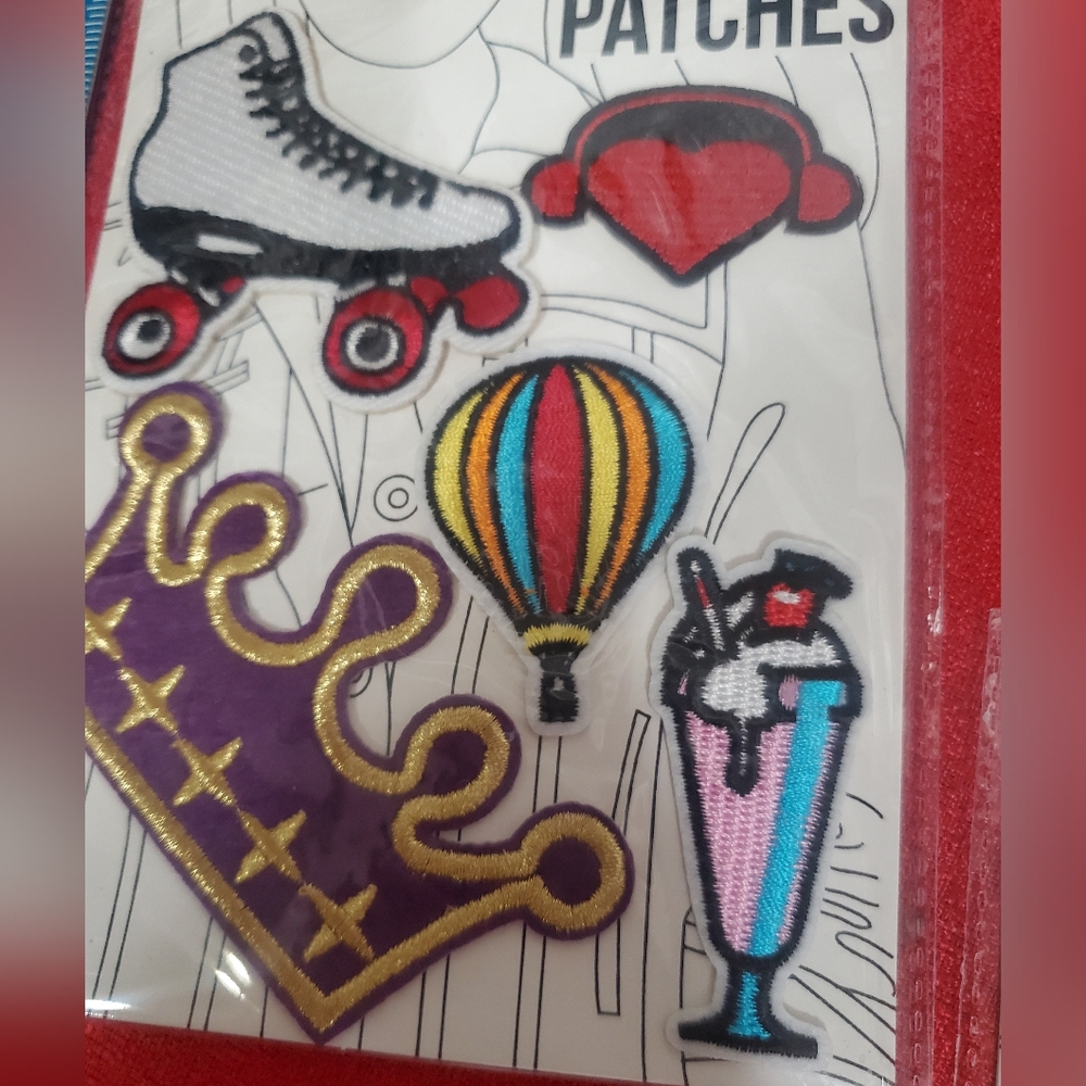 IRON ON PATCHES - Picture 5 of 9